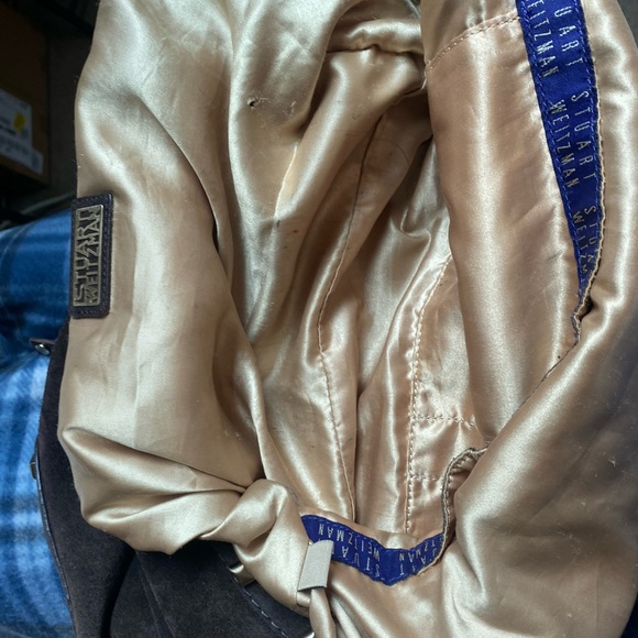 Brown suede hobo bag with tassels - Picture 11 of 14